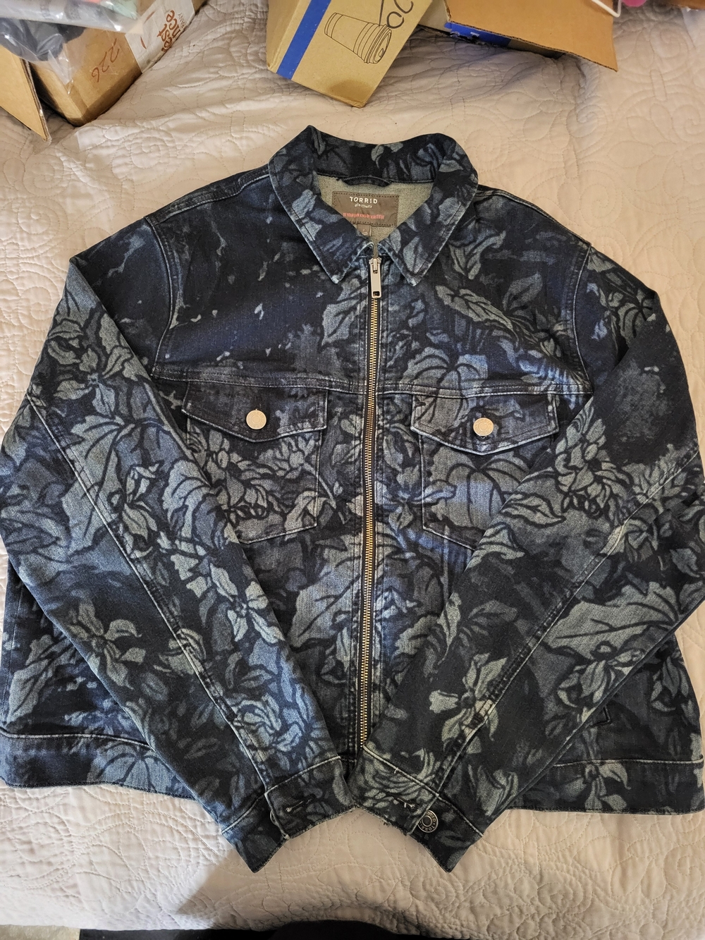 Nwot 2x torrid Navy Floral Zip-Front Shirt Jacket - Picture 3 of 5